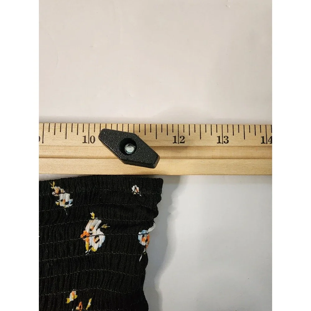 Isabella Rose Mini Skirt Womens Small Black Floral Tulla Smocked Swim Cover-up